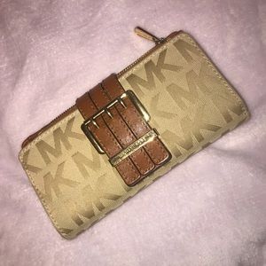 MK wallet